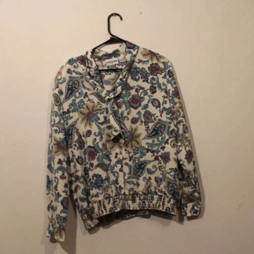 Vintage Alfred Dunner Paisley Tie-Neck Blouse - Picture 3 of 3